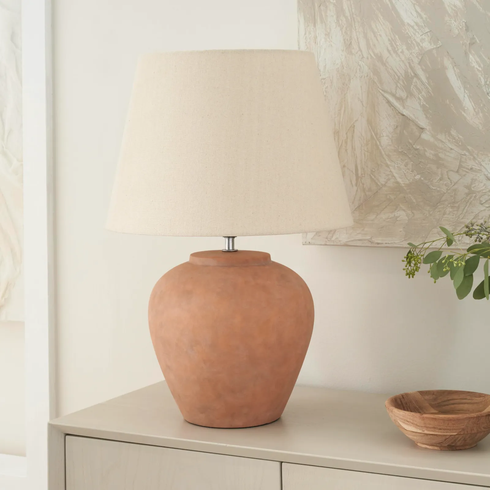 Nourison Home 20″ Rustic Terracotta Ceramic Table Lamp detail