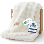 Bedsure 3D Fleece Bubble Blanket – Lightweight and Soft for Couch